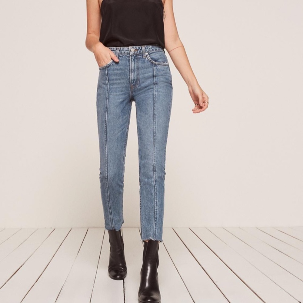 REFORMATION SEAMED JEAN/size 24